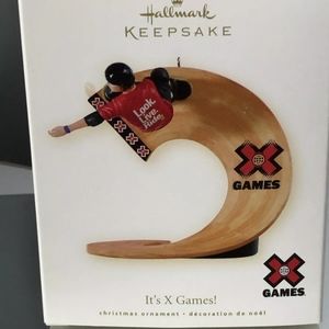 NiB 2008 HALLMARK KEEPSAKE CHRISTMAS ORNAMENT IT'S X GAMES ESPN SKATEBOARD TRACK